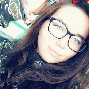 Meet your Posher, Sierra